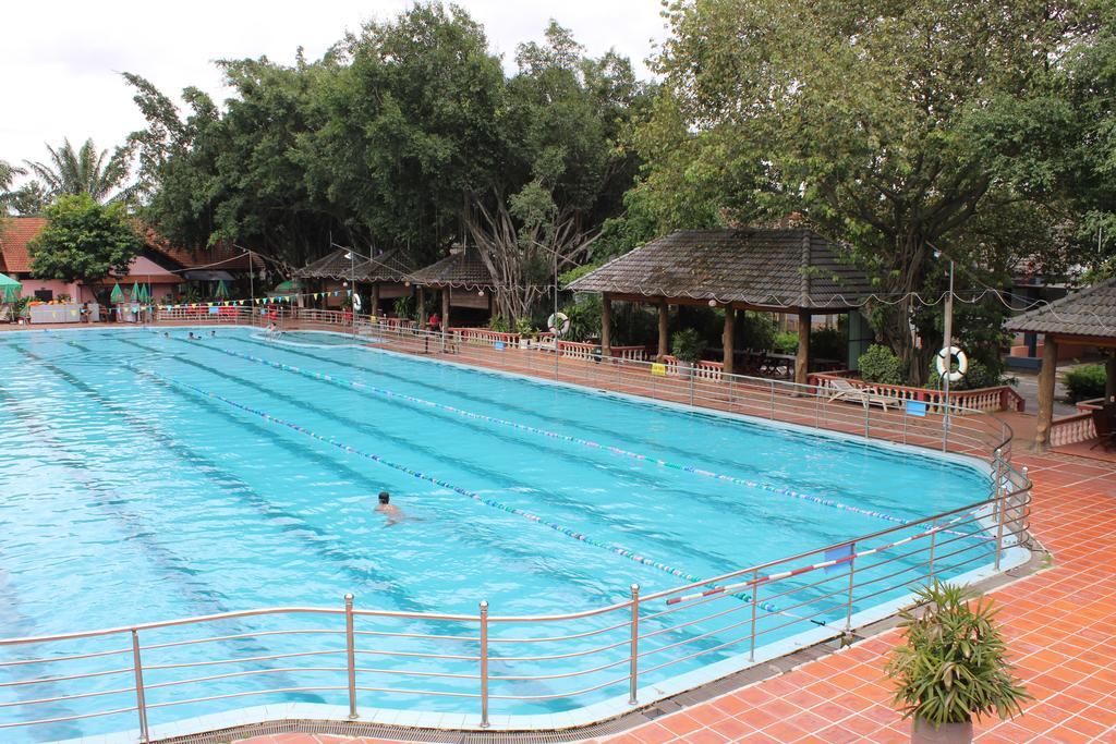 Saigon Park Resort Thuan An Exterior foto