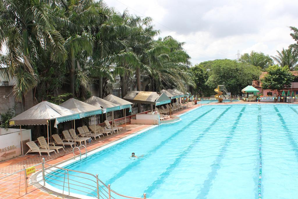 Saigon Park Resort Thuan An Exterior foto
