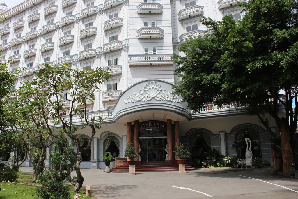 Saigon Park Resort Thuan An Exterior foto