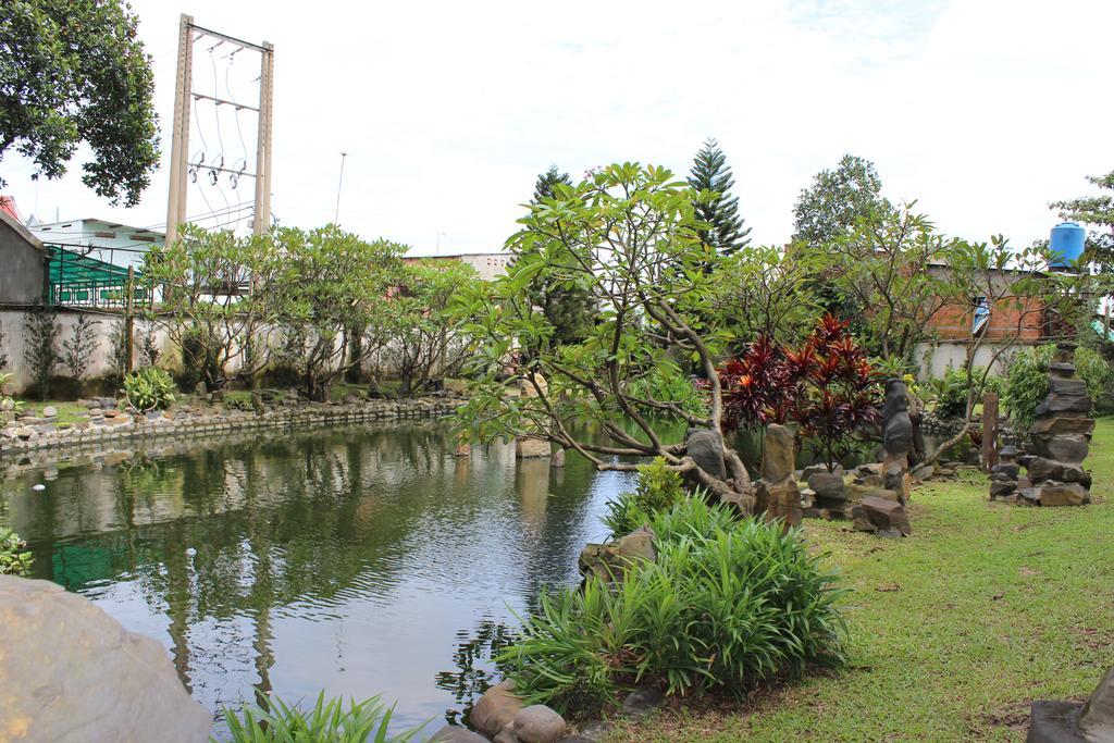 Saigon Park Resort Thuan An Exterior foto