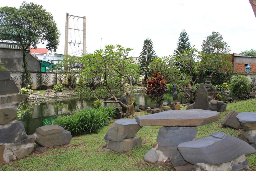 Saigon Park Resort Thuan An Exterior foto