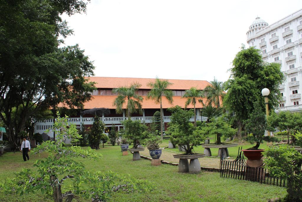 Saigon Park Resort Thuan An Exterior foto