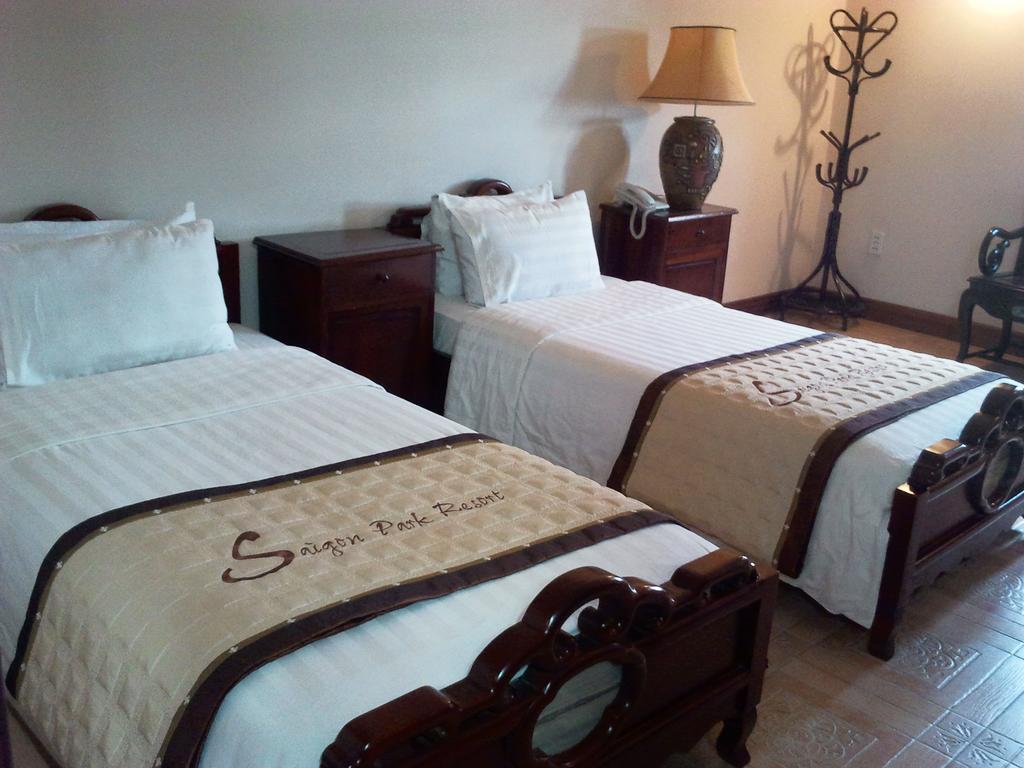 Saigon Park Resort Thuan An Exterior foto